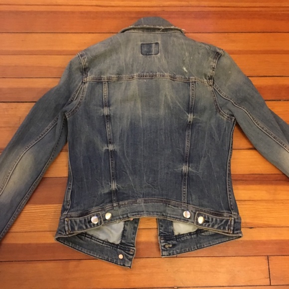 Cropped Jean Jacket - Picture 5 of 5